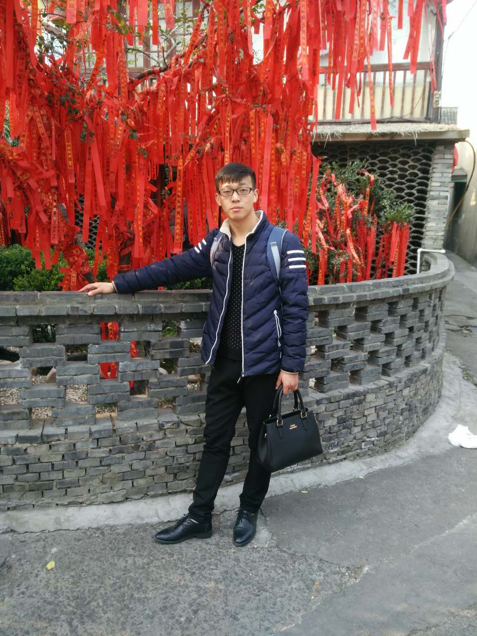 刘艳飞